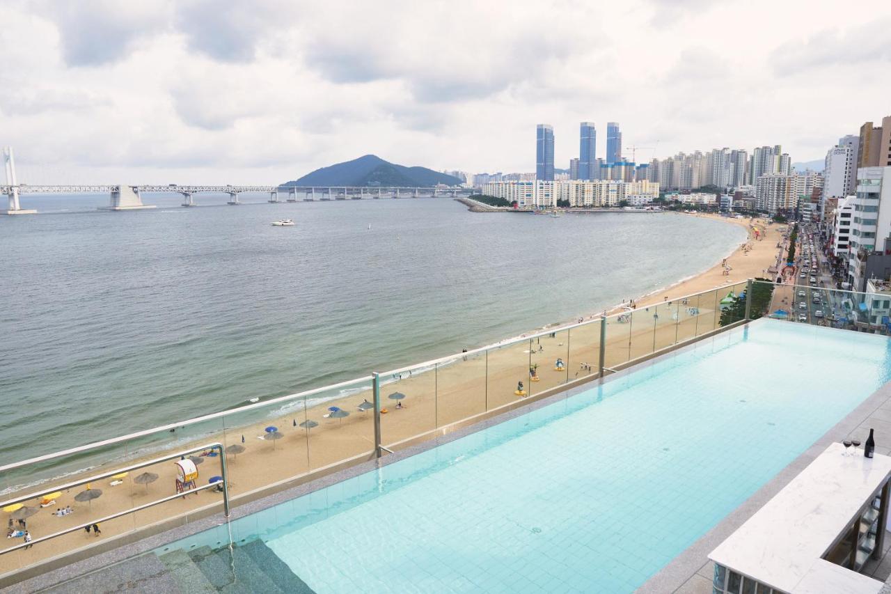 Hotel Aqua Palace Busan Esterno foto