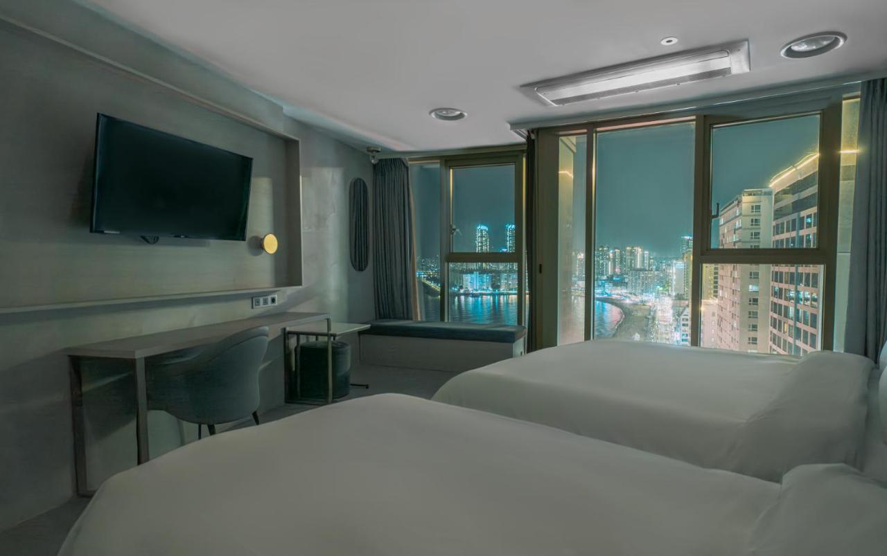 Hotel Aqua Palace Busan Esterno foto